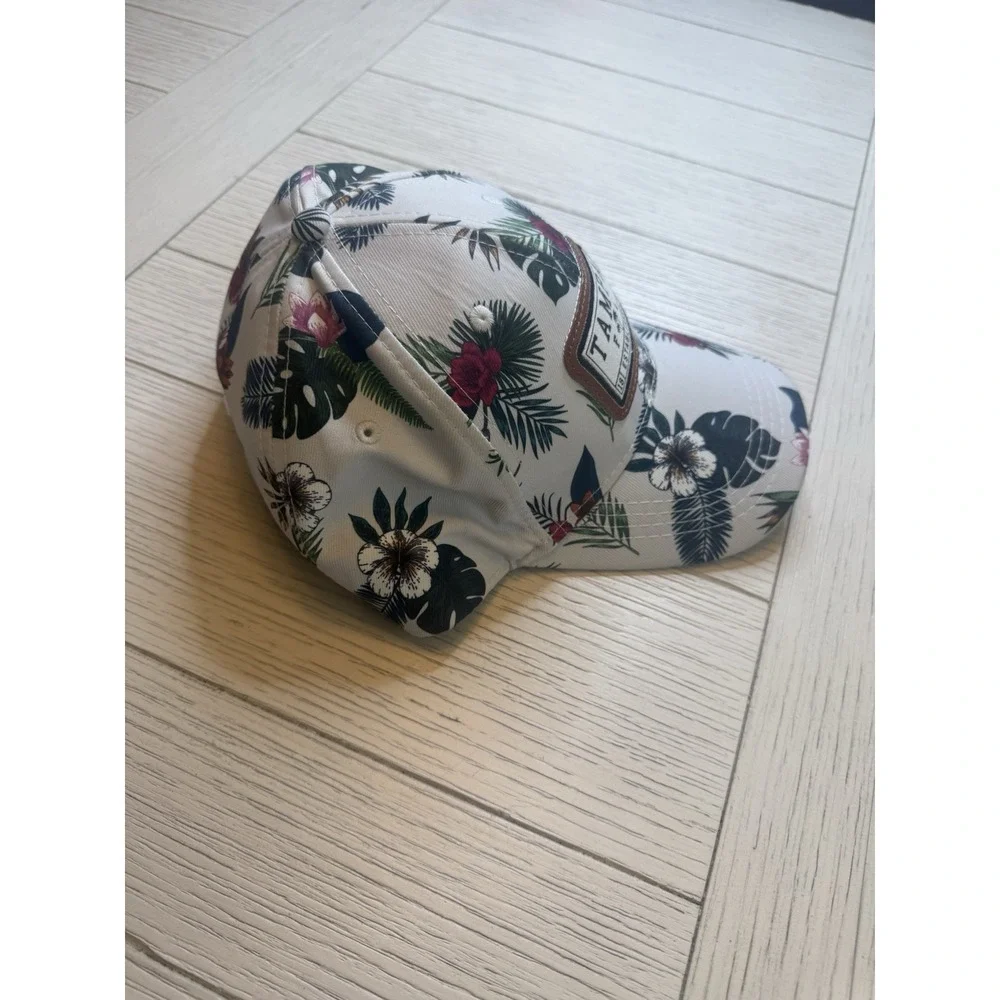 Tropical Tampa FL‎ White Baseball Cap. Unisex Made In US. Sz 7. Adjustable
